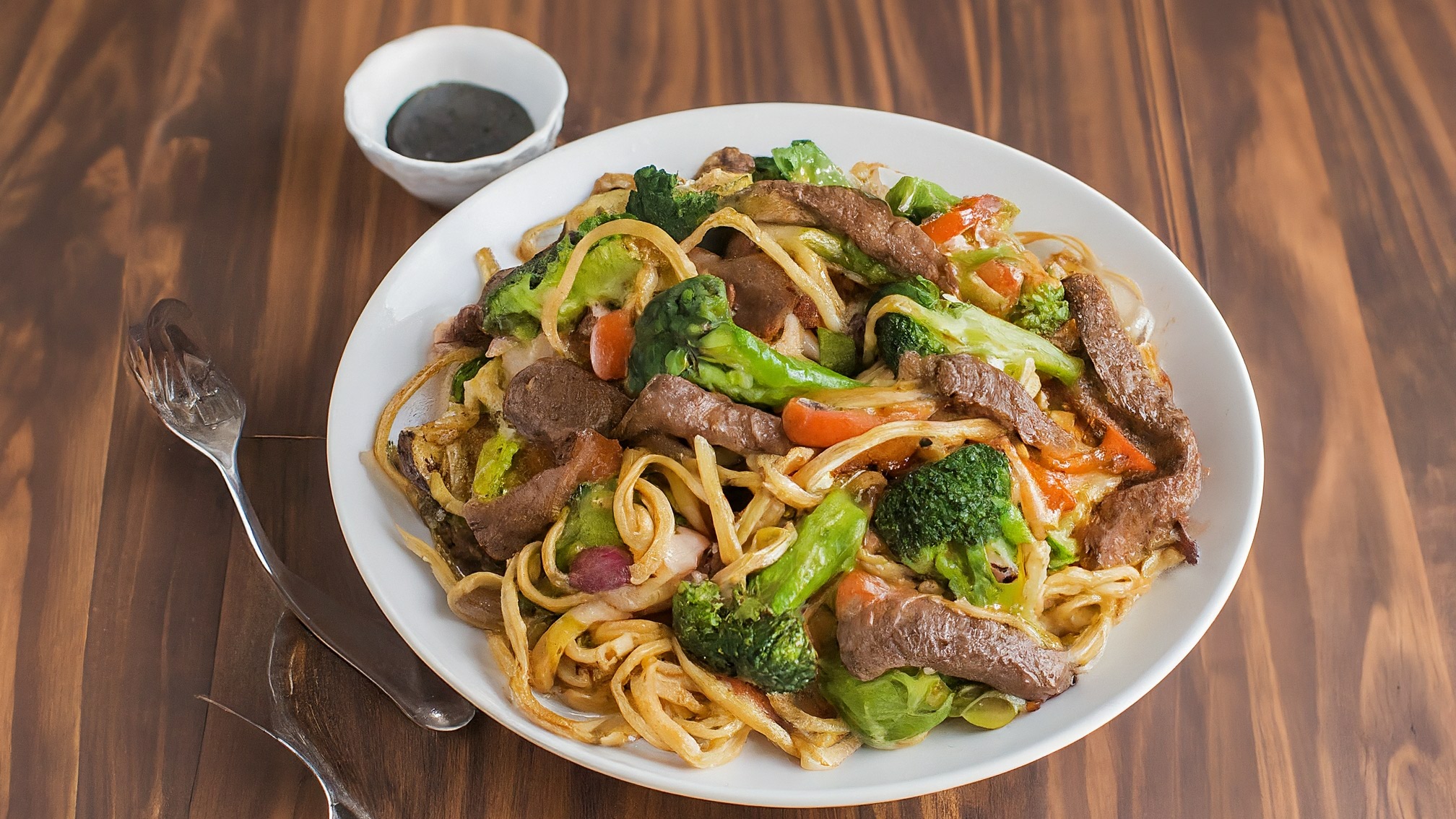30-Minute Beef and Broccoli Lo Mein