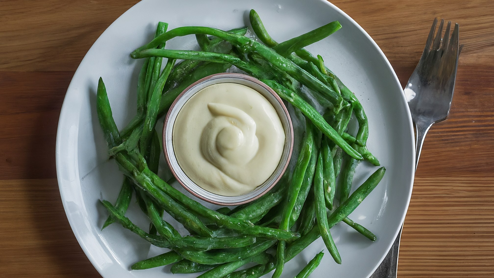 Air Fryer Green Bean Fries with Aioli